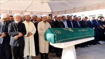 Cumhurbaşkanı Erdoğan'ın vefat eden dayısının oğlunun cenazesi İstanbul'da defnedildi