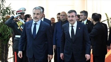 Cumhurbaşkanı Yardımcısı Yılmaz ile Dışişleri Bakanı Fidan, Reisi'nin taziyesine katıldı