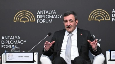 Cumhurbaşkanı Yardımcısı Yılmaz: T&uuml;rkiye farklı bir gelecek imkanını ve iddiasını ortaya koymaya dev