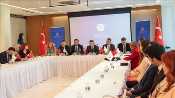 Cumhurbaşkanlığı İletişim Başkanlığı heyeti, Türkevi'nde yabancı basınla bir araya geldi