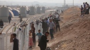 DEAŞ'ın ayırdığı aileler sığınmacı kampında kavuşuyor