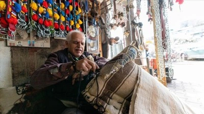 Dede yadigarı semerciliği 50 yılı aşkın s&uuml;redir ayakta tutuyor