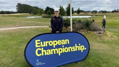 Deniz Sapmaz, T&uuml;rk golf&uuml; adına ilke imza attı