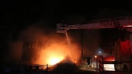 Denizli'de katı atık tesisindeki yangın söndürüldü