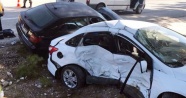Denizli’de otomobiller çarpıştı: 2’si ağır, 4 yaralı