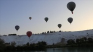 Denizli&#039;de sıcak hava balonları 30 Ağustos Zafer Bayramı için havalandı