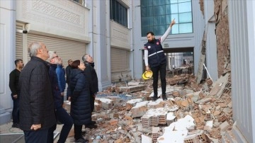 Deprem bölgesinde çalışan gönüllü "inşaat mühendisleri" gururlu hissediyor