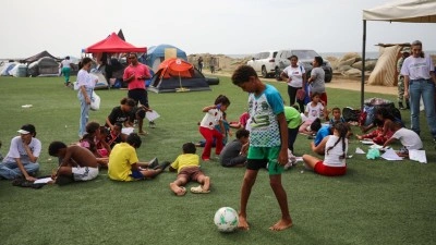 Depremin vurduğu Venezuela'da g&ouml;n&uuml;ll&uuml;ler afetin etkisini azaltmak i&ccedil;in &ccedil;ocuklara destek veriyor