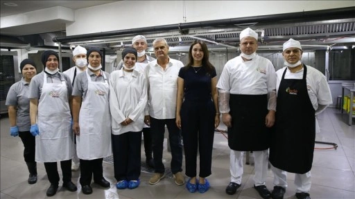 Depremzede kadın girişimci devlet desteğiyle kurduğu iş yerinde 60 kişiye istihdam sağlıyor