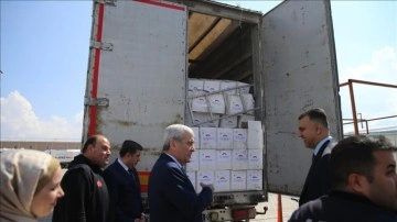 Depremzedeler için Azerbaycan'dan gönderilen yardım malzemeleri Malatya'ya ulaştı