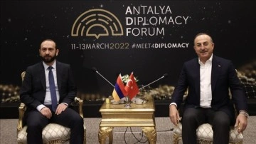 Dışişleri Bakanı Çavuşoğlu, Azerbaycan'ın Ermenistanla normalleşme sürecini desteklediğini bild