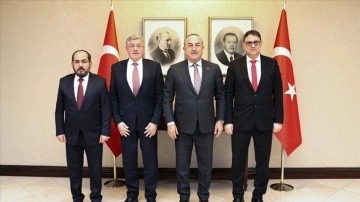 Dışişleri Bakanı Çavuşoğlu Suriye muhalefet liderleriyle bir araya geldi