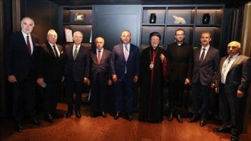 Dışişleri Bakanı Çavuşoğlu, Süryani toplumunun temsilcileriyle görüştü