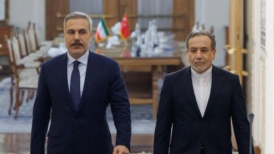 Dışişleri Bakanı Fidan, İran Dışişleri Bakanı Erak&ccedil;i ile telefonda savaşın gidişatını ve diğer gelişmeleri g&ouml;r&uuml;şt&uuml;
