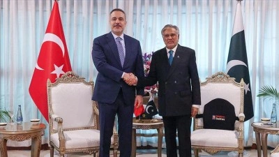 Dışişleri Bakanı Fidan, İslamabad'da Pakistanlı mevkidaşı Dar ile g&ouml;r&uuml;şt&uuml;