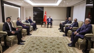 Dışişleri Bakanı Fidan, KİK &uuml;yesi &uuml;lkelerin ve &Uuml;rd&uuml;n'&uuml;n b&uuml;y&uuml;kel&ccedil;ilerini kabul etti