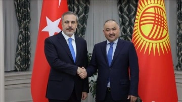 Dışişleri Bakanı Fidan, Kırgızistan Meclis Başkanı Şakiyev tarafından kabul edildi