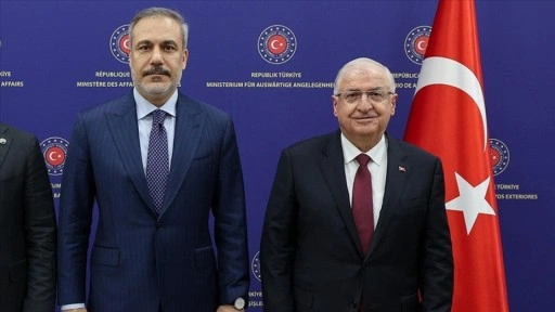 Dışişleri Bakanı Fidan, Milli Savunma Bakanı Güler ile yarın Pakistan'ı ziyaret edecek
