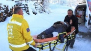 Diyaliz hastasının imdadına paletli ambulans yetişti