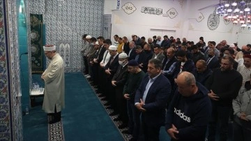 Diyanet İşleri Başkanı Erbaş, Belçika Vilvoorde Rahman Camisi'nde teravih namazı kıldırdı