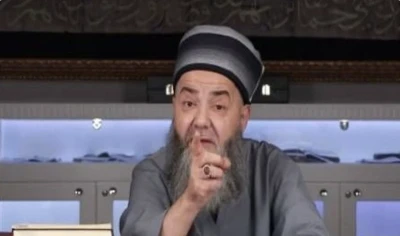 Diyanet m&uuml;şrik dinine destek mi veriyor?! -Ali Mevl&uuml;t Kaya yazdı-