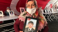 Diyarbakır annelerinden Demir: Oğlum nerede asker görürsen teslim ol