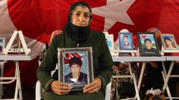 Diyarbakır annesi Fatma Bingöl: 9 senedir oğlumdan hiç haber alamıyorum. Oğlumu istiyorum