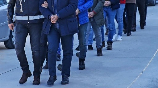 Diyarbakır merkezli suç örgütüne yönelik operasyonda 19 şüpheli tutuklandı