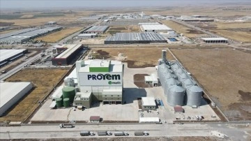 Diyarbakır'da 80 bin metrekare alana kurulu yem fabrikası üretime başladı