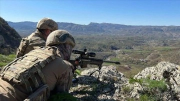 Diyarbakır'da 'Abluka-1 Jandarma Astsubay Kıdemli Çavuş Kadir Aydın' Operasyonu başla