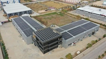 Diyarbakır'da kadayıf üreten firmanın enerjisi güneşten
