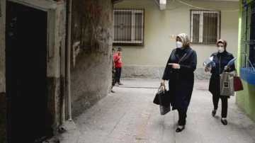 Diyarbakır'da öksüz ile yetim çocukların gönüllerine dokunan hizmet