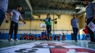 Diyarbakırlı çocuklar geleneksel oyunlarla sosyalleşiyor