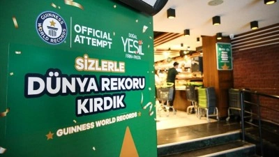 Doğal Yeşil Fırın, 5 bin 933 fiş diziniyle Guinness World Records'a adını yazdırdı