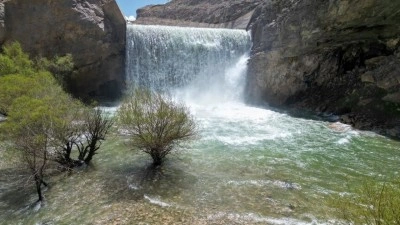 Doğu'da yağışlarla barajlar tam kapasiteye ulaştı, bazılarında kapaklar a&ccedil;ıldı
