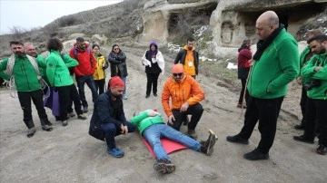 Doktorlar, Kapadokya'da 'doğada acil müdahale eğitimi' aldı
