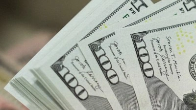 Dolar endeksi yılın ilk yarısındaki diren&ccedil;li g&ouml;r&uuml;n&uuml;m&uuml;n&uuml; muhafaza ediyor