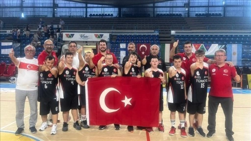 Down Sendromlular Basketbol Milli Takımı, Avrupa Şampiyonası'nda finale yükseldi