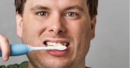 Dr. Kazak:  Diş fırçanızı 3 ayda bir değiştirmeyi ihmal etmeyin