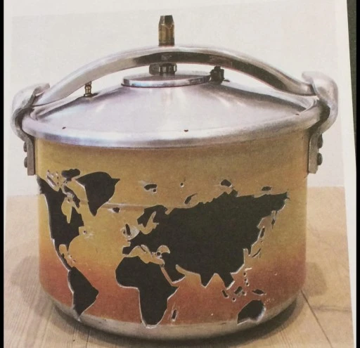 D&uuml;d&uuml;kl&uuml; tencere -Arzu Leyal yazdı-