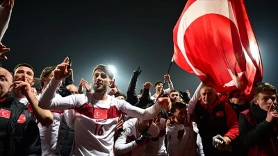 D&uuml;nya Kupası'na katılma hakkı kazanan A Milli Takımı'na tebrik mesajları