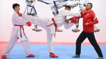 Dünya şampiyonu genç karateci, başarısını yeni şampiyonluklarla taçlandırmak istiyor