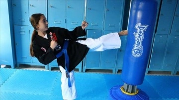 Dünya şampiyonu milli karateci Yasemin Kasal, başarılarına yenilerini eklemek istiyor