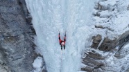 Dünyaca ünlü dağcılar 'sakin kent'teki buz tırmanışını sevdi