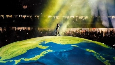 D&uuml;nyaca &uuml;nl&uuml; rap&ccedil;i Kanye West, ilk kez İstanbul'da konser verdi