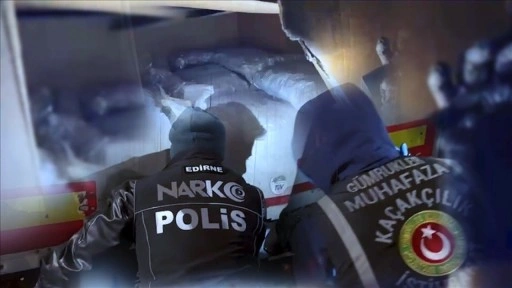 Edirne'de 220 kilogram kokain ele ge&ccedil;irildi