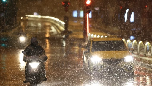 Edirne'de kar yağışı başladı