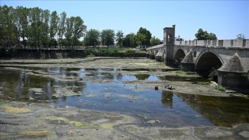 Edirne'de nehirlerin debileri geçen yılın aynı dönemine göre yarı yarıya daha düşük