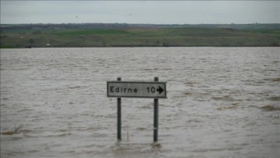 Edirne'de Tunca Nehri'nin debisi y&uuml;kseldi, Meri&ccedil; Nehri'nde taşkınlar oluştu