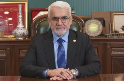 El Cezire'ye konuşan H&Uuml;DA PAR Genel Başkanı Yapıcıoğlu: (AB benzeri bir birlik) &lsquo;İttihad-ı İslam&rsquo; olması gerekendir